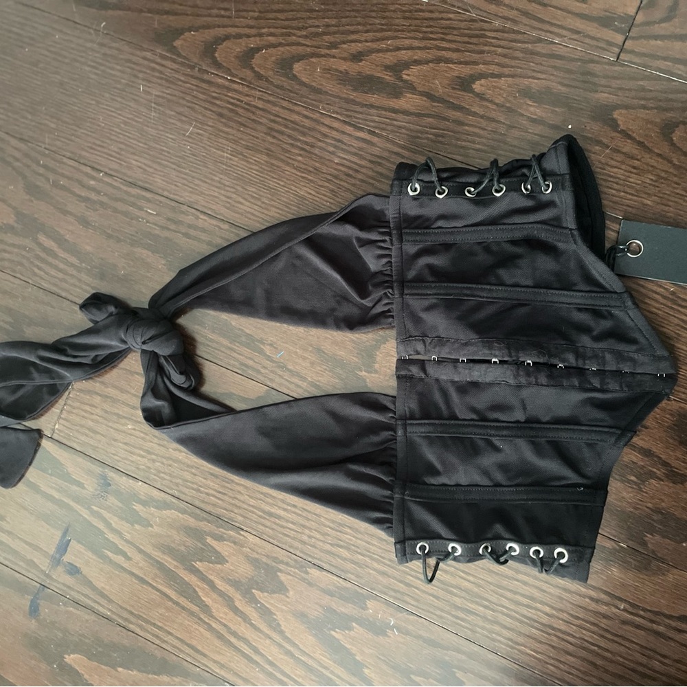 Super cute IAMGIA top
